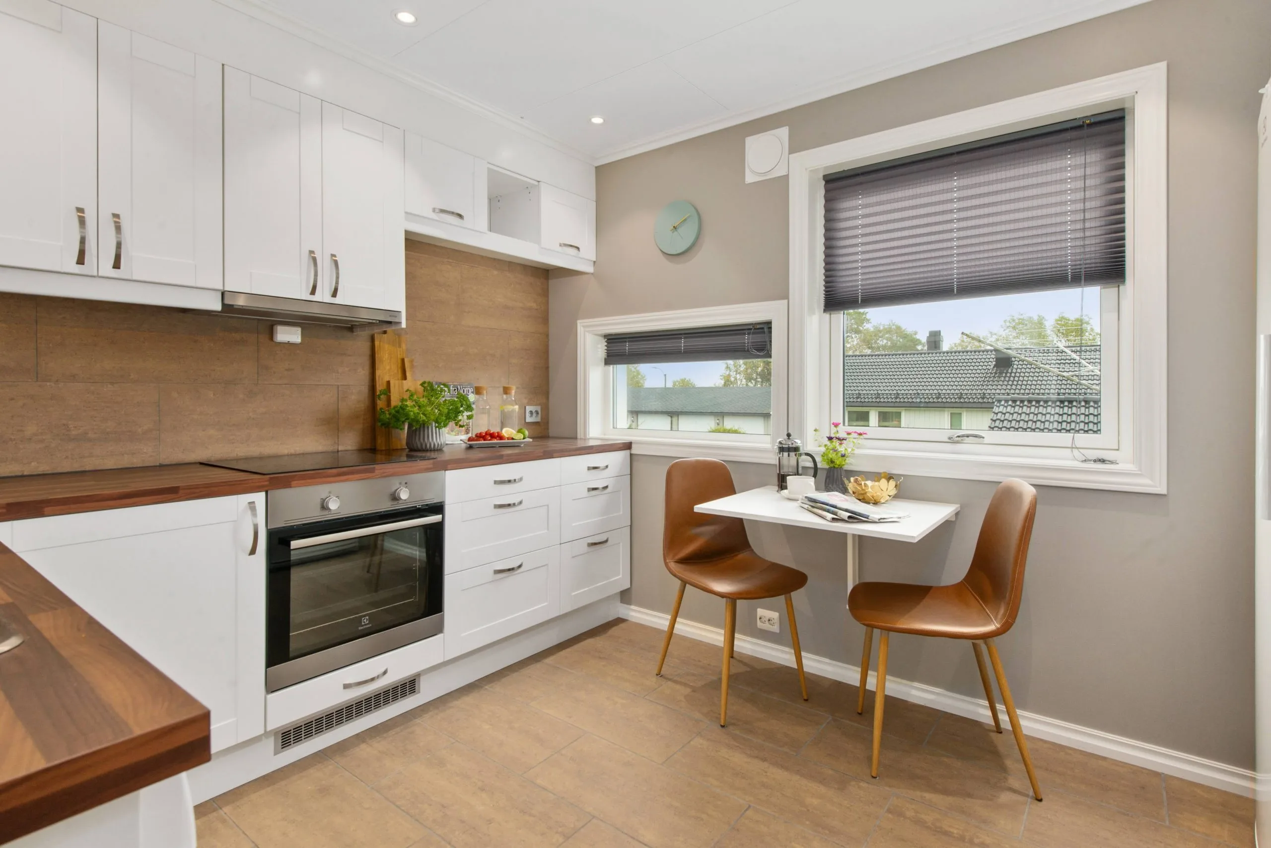 Royal modular kitchens image